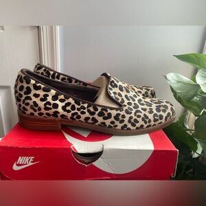 Sperry, Women’s Loafers, Leopard print, 8.5 women’s.